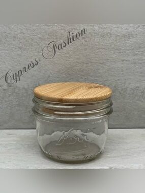 🎉 $5 Kerr 8 oz Glass Mason Jar with Wooden Lid